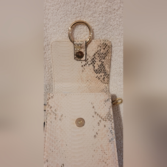 Cute crossbody - Picture 7 of 9